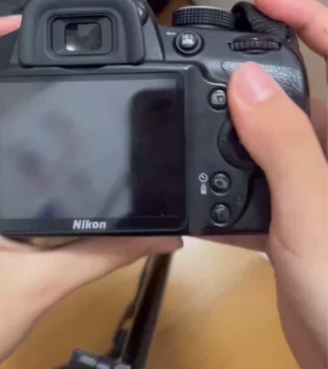 【出】尼康b3200 要换相机所以出掉 9...