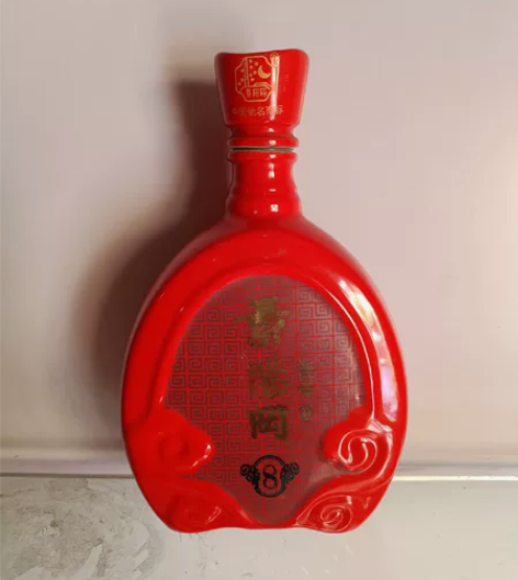 新到“景德镇制”一斤装景阳冈老陶瓷酒瓶一枚...