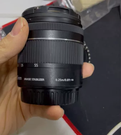个人使用。佳能半画幅镜头，18-55毫米自...
