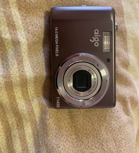 爱国者ccd 功能正常送万能充??细微磕碰...