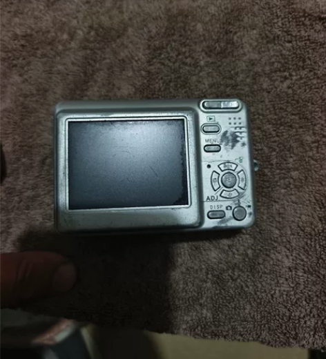 自用ccd  诚信交易 型号：爱国者t12...