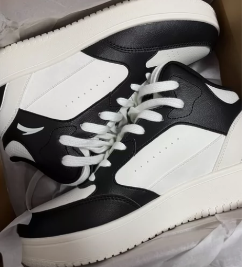 ?安踏 厚底高帮板鞋女鞋秋冬情侣鞋增高休闲...