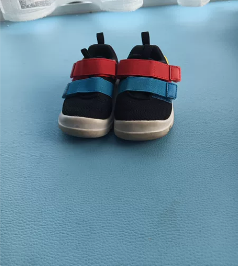 安踏童鞋22码男女宝都可以穿，鞋子没洗，新...