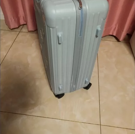 时尚旅行箱商务拉杆箱男女学生密码箱大容量行...