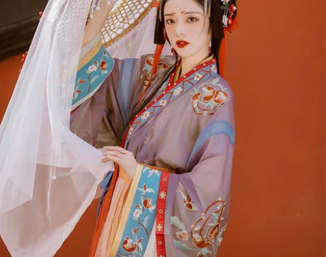 【流烟昔泠 姑苏游梦:行香子】原创晋制交领...