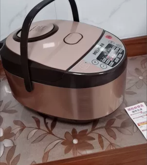 美菱多功能电饭锅转卖 因本人近期要搬家，之...