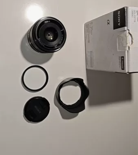 索尼E351.8OSS半幅镜头(注意是半幅...