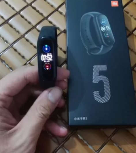 闲置小米手环5    功能正常 感兴趣的话...