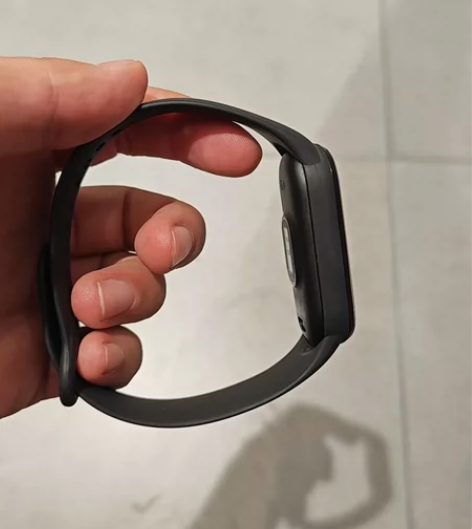 小米手环6，店内展示样品下架，9成新，捡漏...