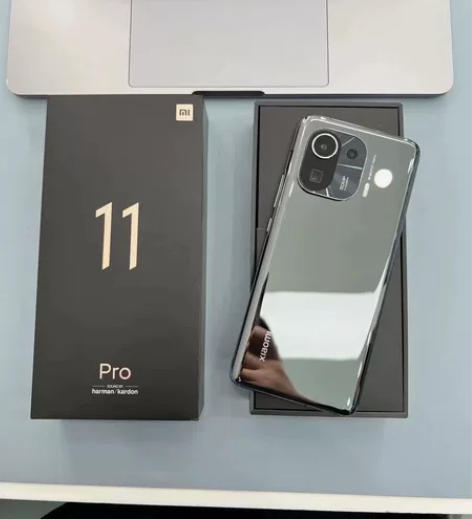 自用小米11ultra，12+256，陶瓷...