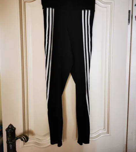 阿迪达斯三道杠高腰收腹运动裤,仅水洗。黑色...