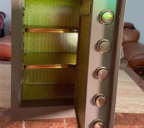 【最后15台】店铺经营不善,清货五折出 保...