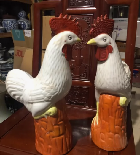 景德镇567雕塑陶瓷公鸡一对全品，喜欢的联...