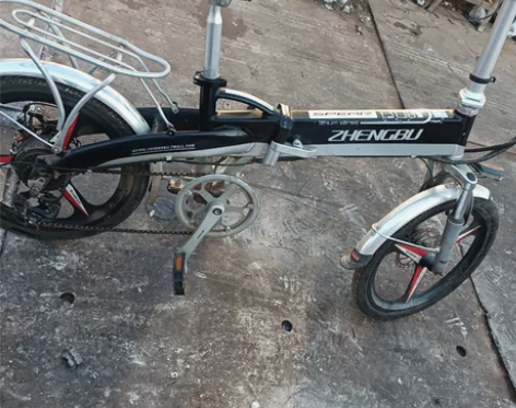 出一辆20寸48v折叠电动自行车配带的禧玛...