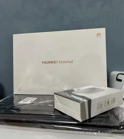华为 mate pad 11  8+128...