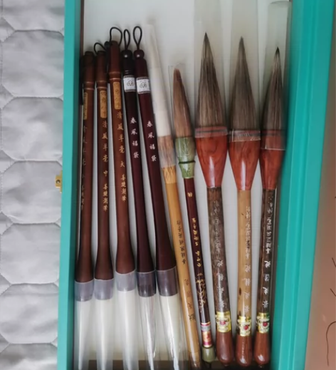 毛笔，都是超级福袋中的大笔，我写中小楷。中...