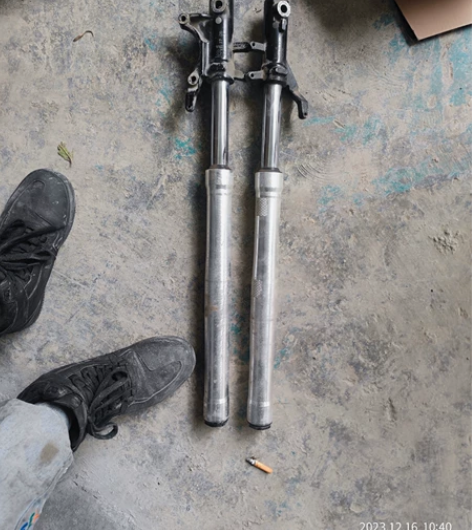 银钢小怪兽150-23前减震 不漏油，原装...