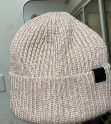 阿迪达斯adidas浅粉色针织帽冷帽 实物...