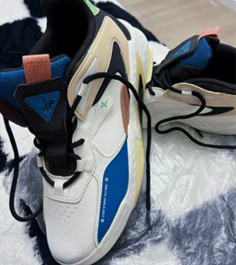 特步男鞋新款高帮板鞋,皮面保暖百搭休闲篮球...