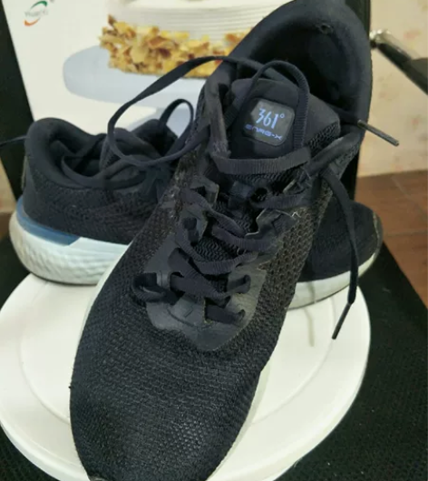 二手361度男款缓震运动休闲跑鞋，穿着轻便...