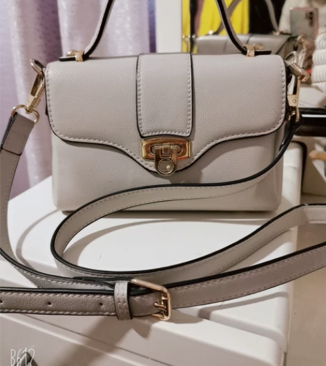 啄木鸟 感兴趣的话点“我想要”和我私聊吧～