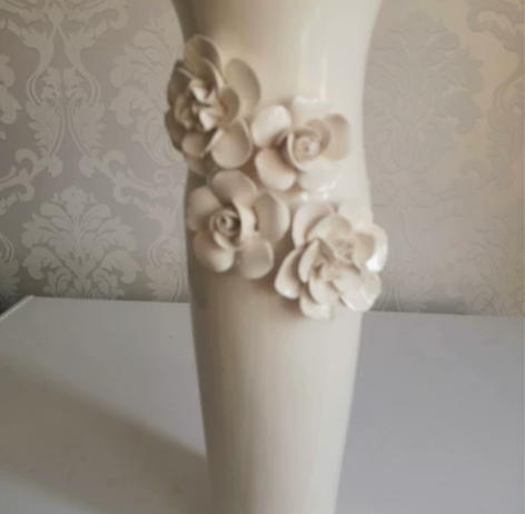 白瓷花瓶全新高38厘米12厘米包装重 3斤...