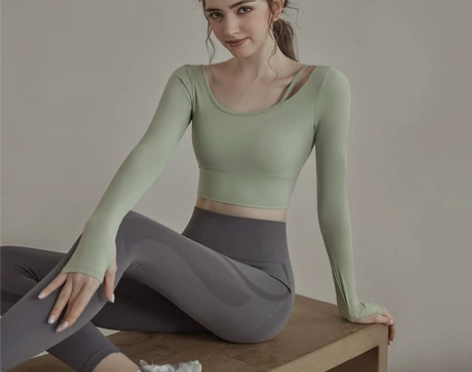 瑜伽服女带胸垫跑步健身长袖运动上衣显瘦弹力...