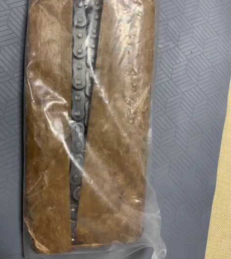 摩托车全新链条一条，没有使用过，没有安装过...