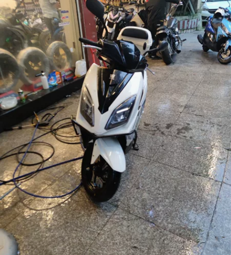 全新望江UY125铃木豪爵同款可加挡风玻璃...