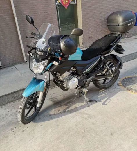 自己一手摩托车,雅马哈天剑Y B R150...