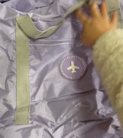 妈咪包，衣物包，行李袋 出门可以一个大包装...