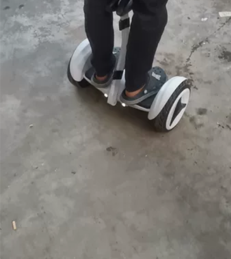 领奥，平衡车领奥品牌，不是小米的，不是小米...