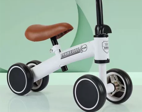 【全新未拆封】宝宝四轮平衡车无脚踏儿童1一...