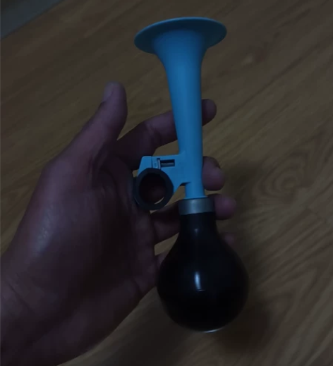 自行车用喇叭全新 感兴趣的话点“我想要”和...