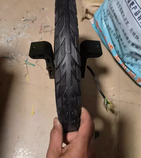 全新的乐行独轮平衡车V8电机带内外轮胎。有...