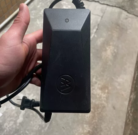 爱马电动车充电器 感兴趣的话点“我想要”和...