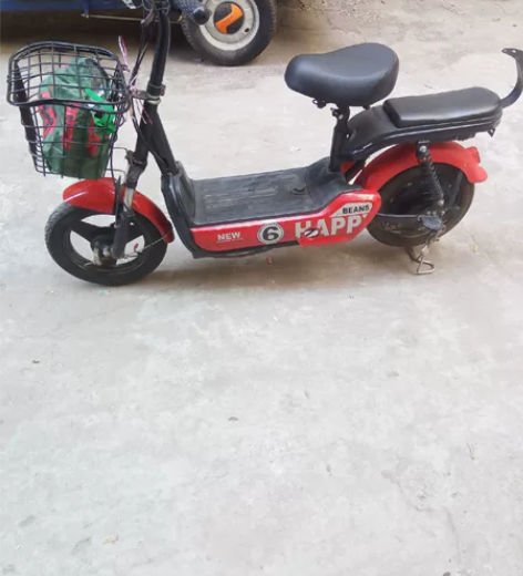 出个电动车，正常使用，续航20多公里，电池...