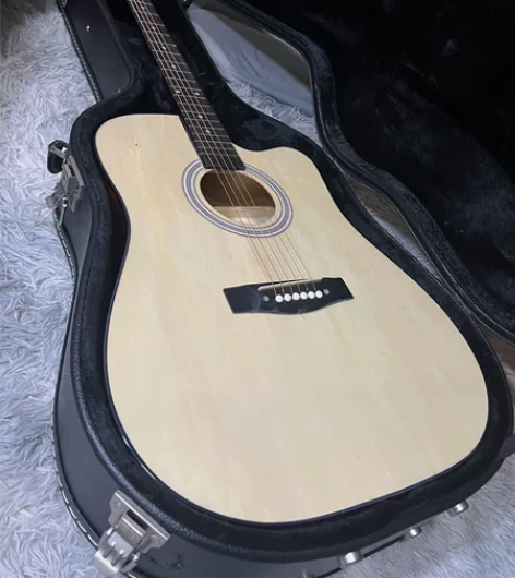 【琴行转让】全新民谣吉他原价1288全新现...