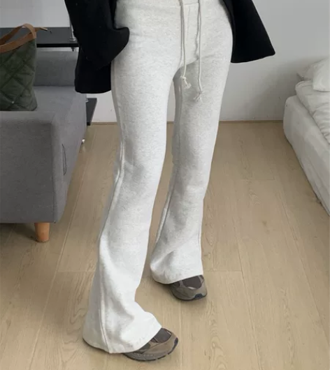 bm低腰微喇加绒卫裤 剪标 颜色好看洗了...