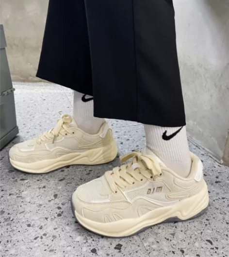 刘星宇厚底百搭学生运动老爹鞋女ins超火爆...