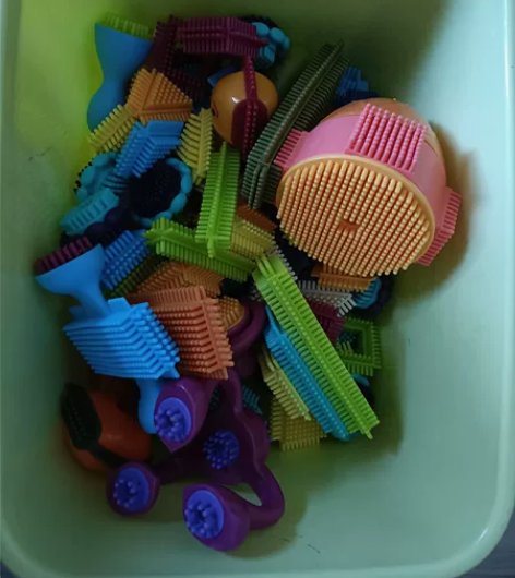 纽奇鬃毛玩具,几乎全新 感兴趣的话点“我想...