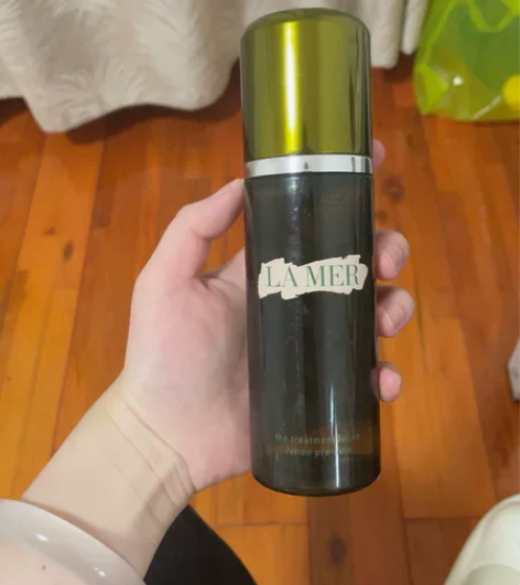 海蓝之谜精粹水 感兴趣的话点“我想要”和我...