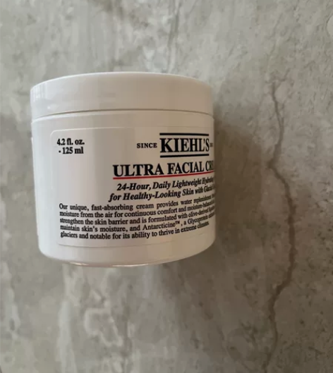 科研氏高保湿面霜。125毫升。全新未拆封。...