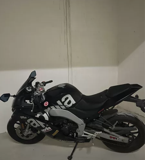 gpr150原厂左右脚踏，拆车件。 感兴趣...