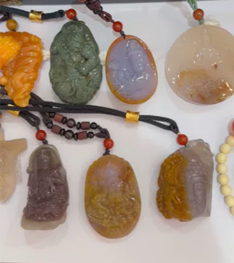 资深玉石玩家退坑 遇见是缘 大部分都有证书...