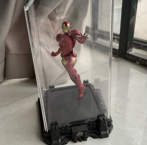 钢铁侠手办，香港买回来的。 感兴趣的话点“...