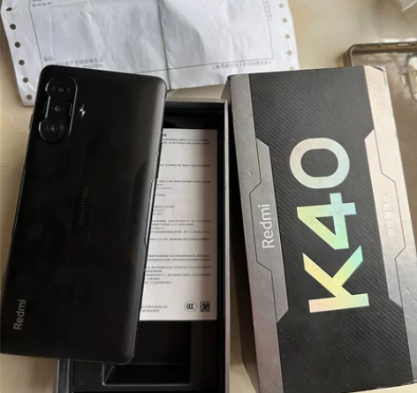 红米K40游戏增强版，看清楚是故障机故障机...