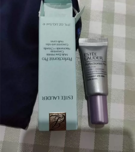 雅诗兰黛专研多维淡纹抗皱精华素 溶纹小针管...