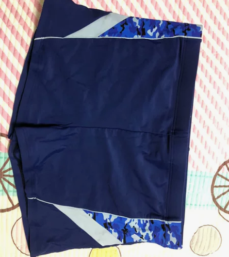 闲置转让2件男士泳裤，是朋友来海边游玩，穿...