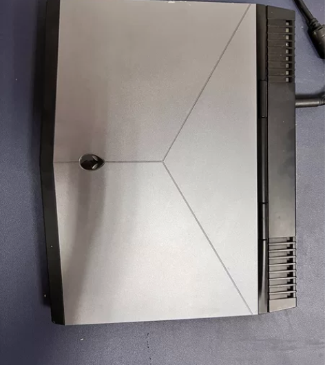 外星人13r3 oled触摸屏具体参数看下...